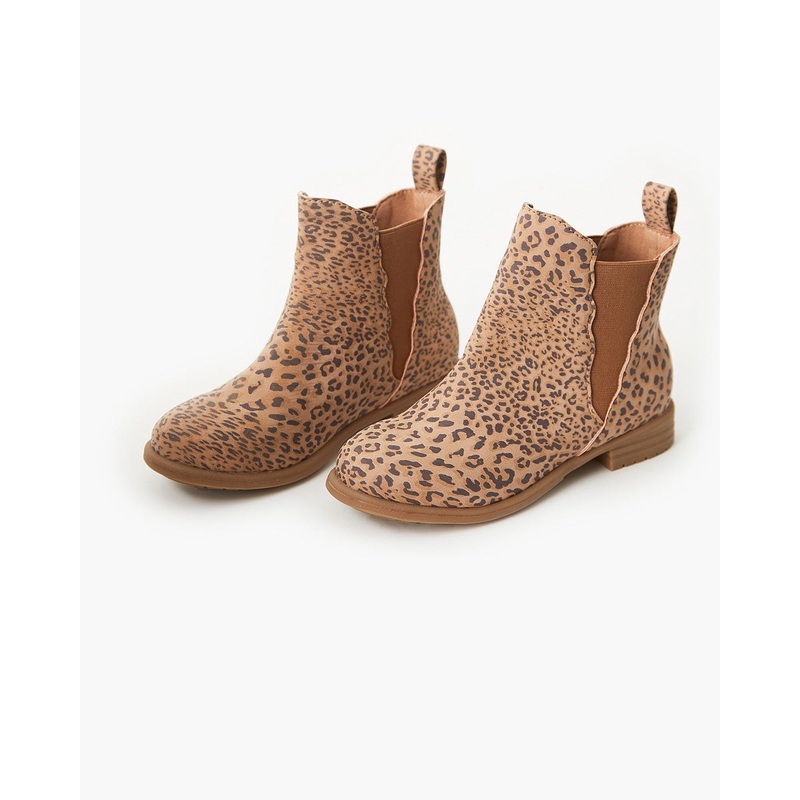 Kendall Scalloped Boot – Tan Leopard