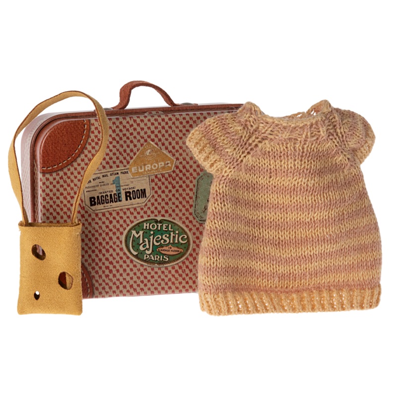 Knitted Dress And Bag in Suitcase, Big Sister Mouse