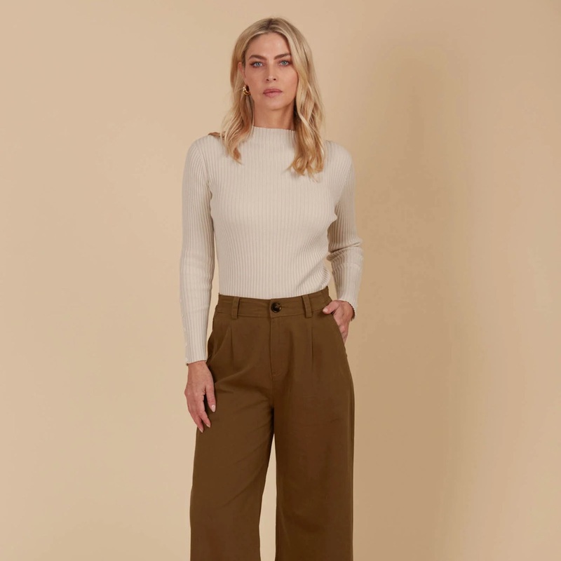 Freya Pant