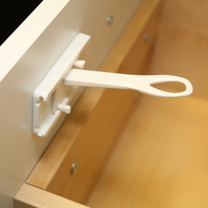 Qdos Lower Drawer/Door Adhesive Latches 6-Pack (White) – FINAL SALE