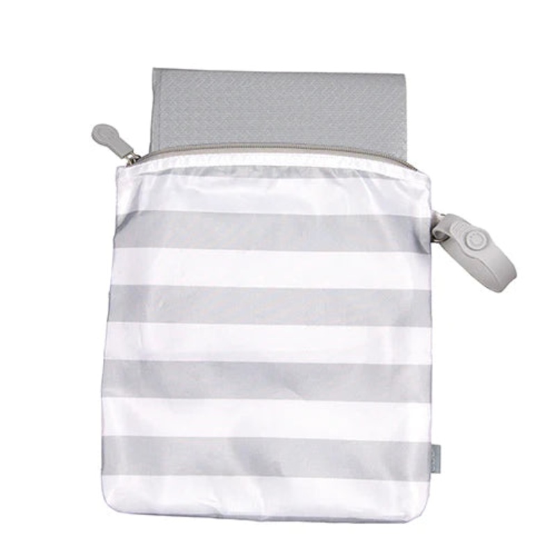 Ubbi On-the-go Changing Mat & Bag (Grey)