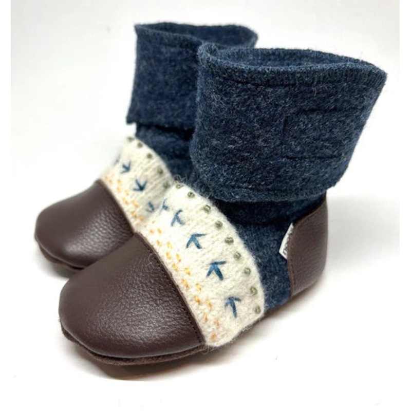 Nooks Design Embroidered Felted Wool Booties (Blue Caribou)