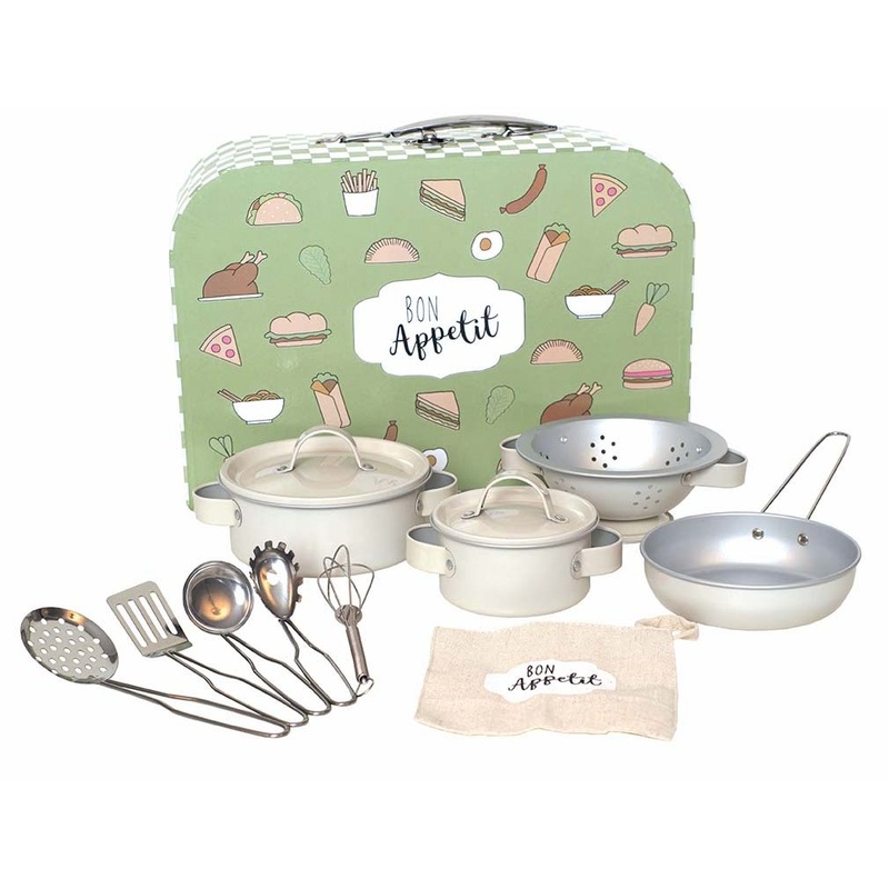 Kitchen Accessories Set, 13 Pieces in Suitcase