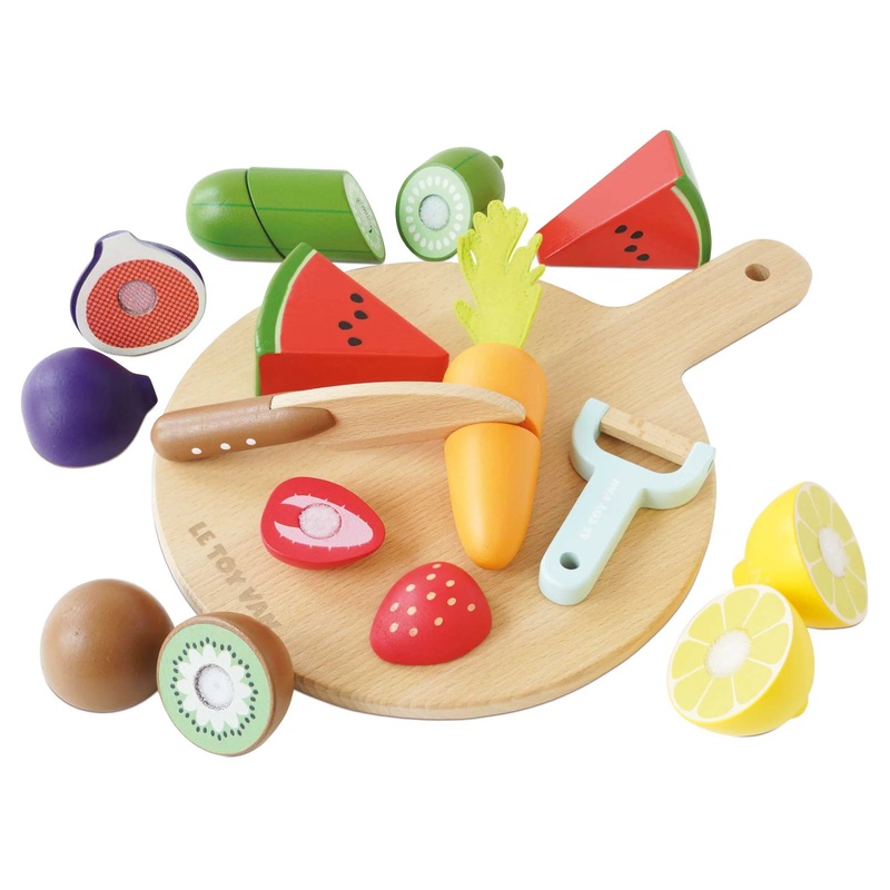 Wooden Chopping Board & Sliceable Play Food (18 Pieces)